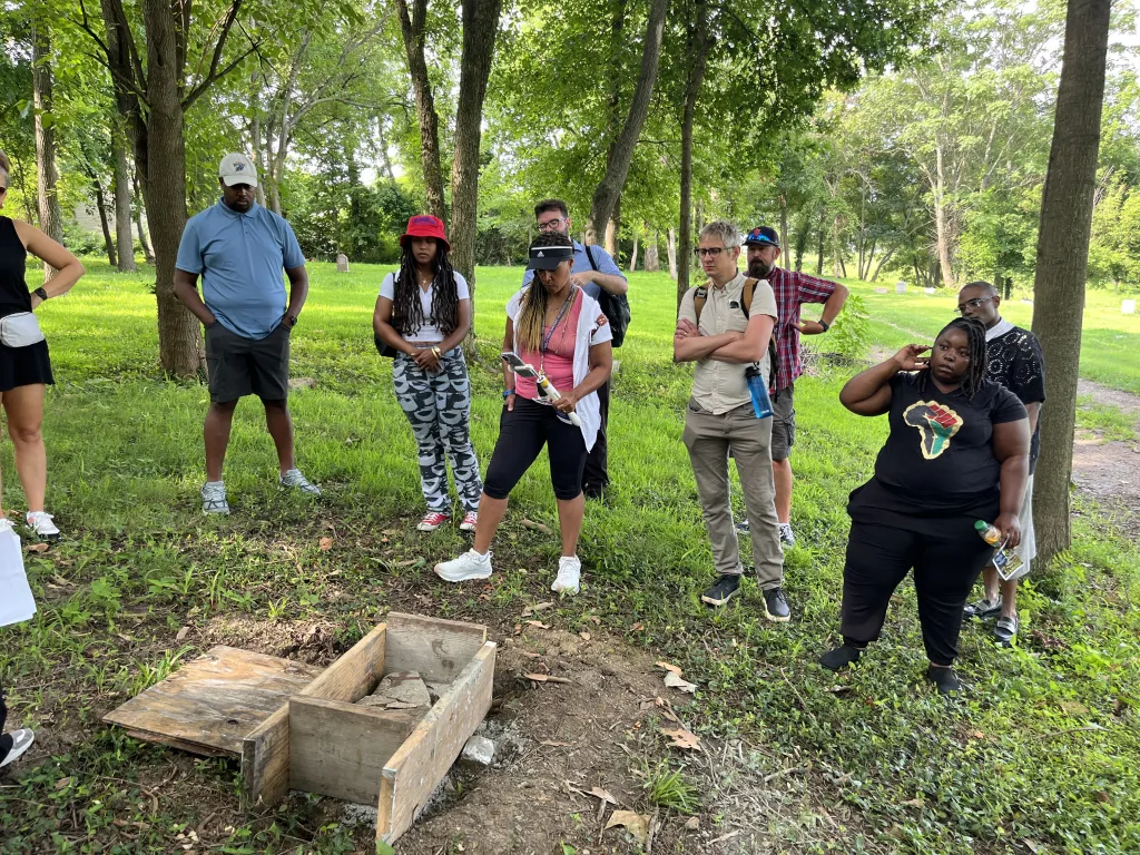 ""Summer Institute Greenwood Cemetery Tour (1)